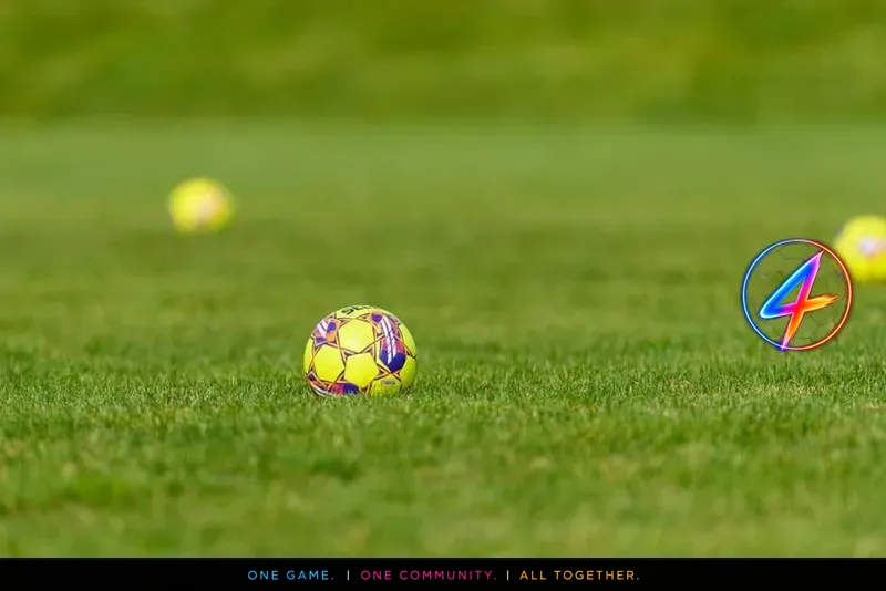 Leeds e Aston Villa puntano sul portiere Suzuki per 30 milioni
