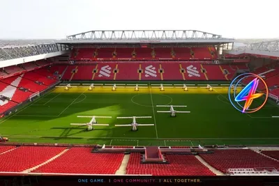 Rinforzo a centrocampo: Liverpool e United inseguono El Aynaoui del Roma