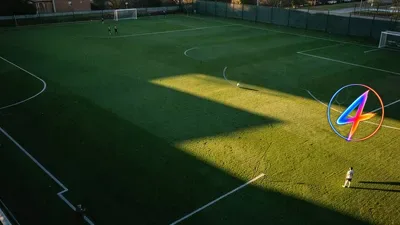 Fabregas mantiene segreta l'offerta da 30 milioni di Como per Chalobah e l'inseguimento di Couto