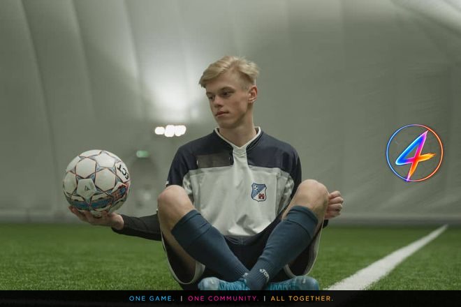 Feyenoord Loans Talent to Dordrecht, Dumfries Undergoes Real Madrid Medical