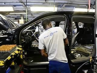 Stellantis to Build Low-Cost Small Electric Cars in Italy