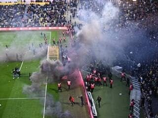 FC Nantes Match vs Toulouse Halted by Pitch Invasion