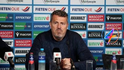 Oscar Garcia vows to stay and chase Ajax title